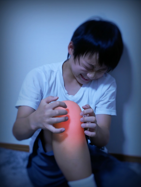 子供　膝が痛い　治し方