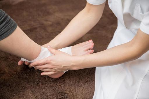 捻挫治療 おすすめ 病院