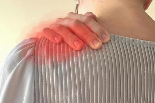 検査関節脱臼治療　病院