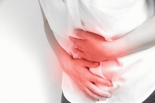 さいたま市　肋骨が痛い　何科